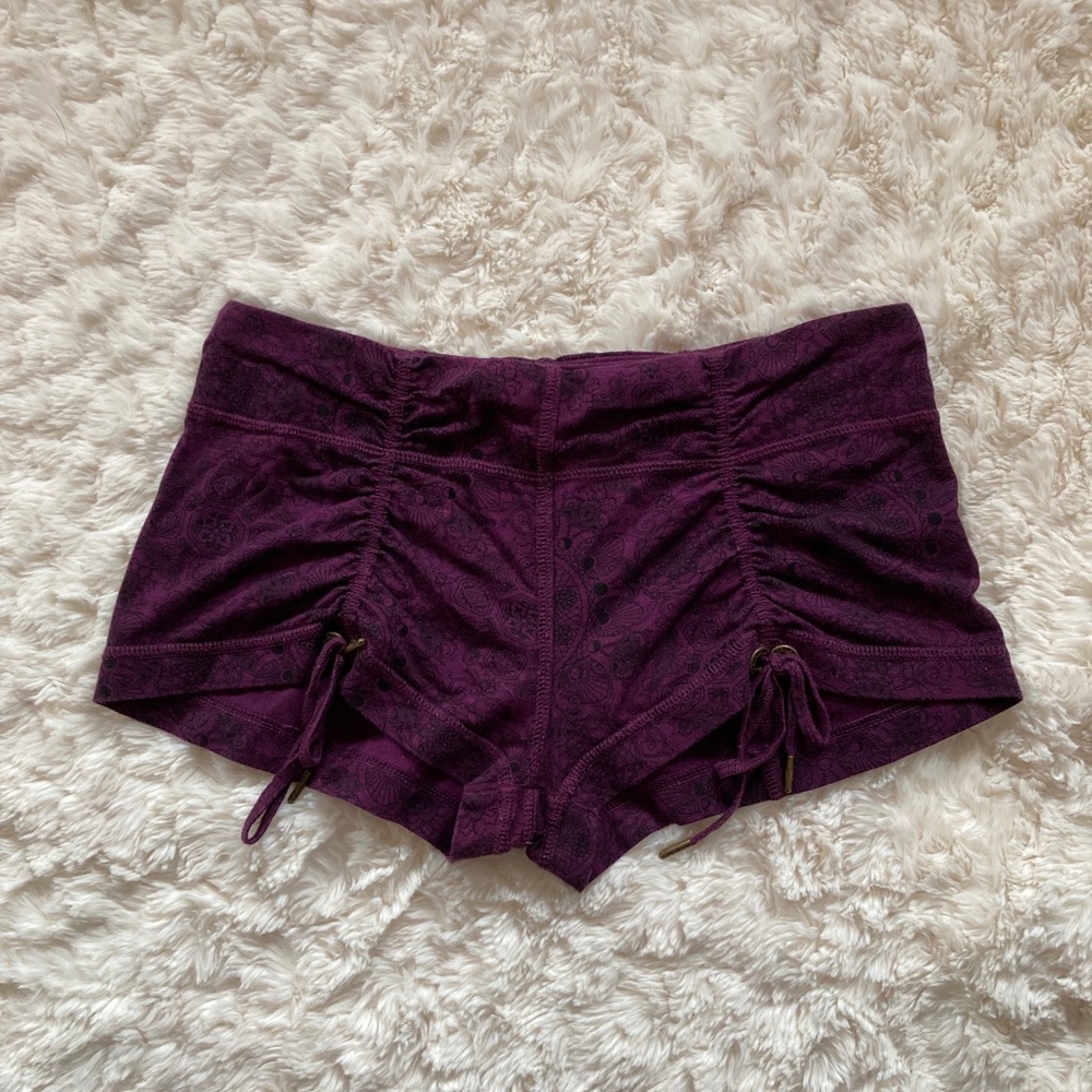 Purple Nomad Yoga Shorts Size XS